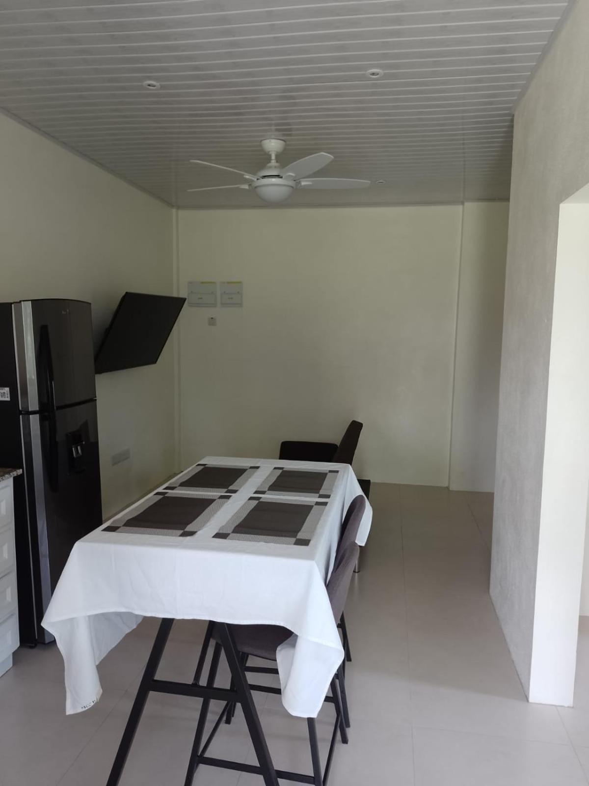 Tranquility Suites- Feels Like Home Choiseul Phòng bức ảnh